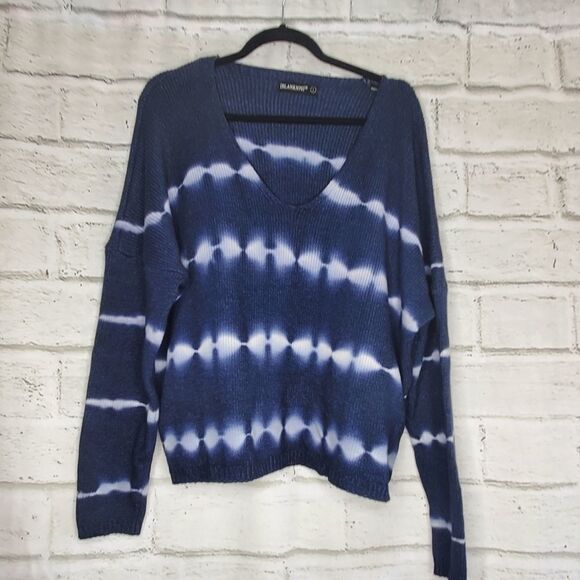 BlankNYC Navy white tiedye striped cropped sweater - Picture 2 of 7